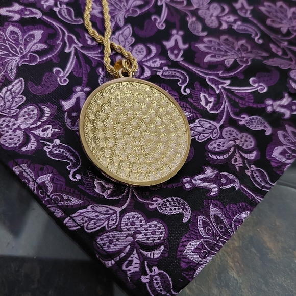 Eye Of Horus 18K Gold Plated Ra Egyptian Pendant with 18K Gold Rope Chain - Picture 7 of 10